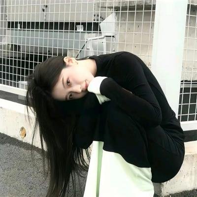 谁的青春不热血海报